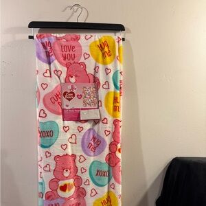 TIK TOK VIRAL !! Care Bears Valentine blanket throw